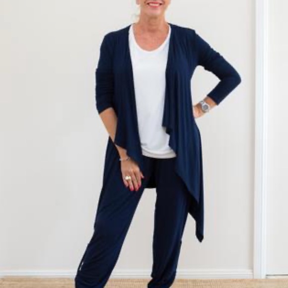 White Stag Sweaters - White Stag Drape Cardigan Navy Blue Large